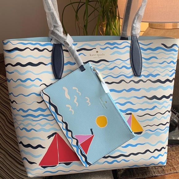 Authentic KATE SPADE Reversible Leather Sail boat print Tote/removable wristlet - Picture 11 of 14